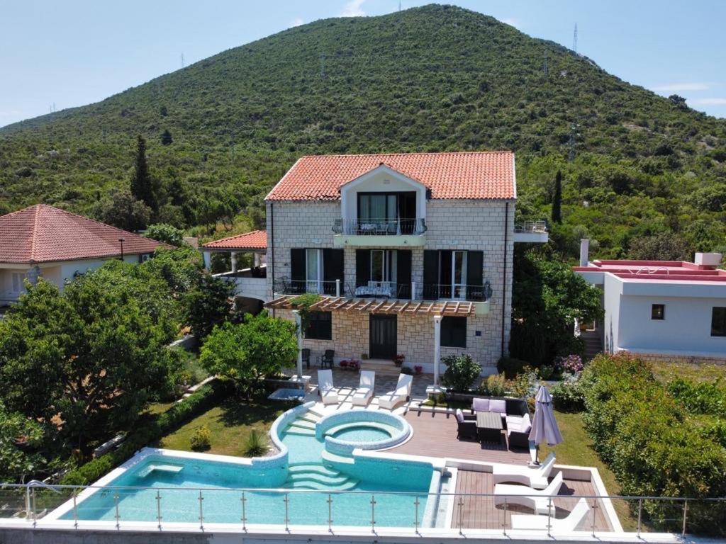 Villa Siga Мали-Стон Экстерьер фото